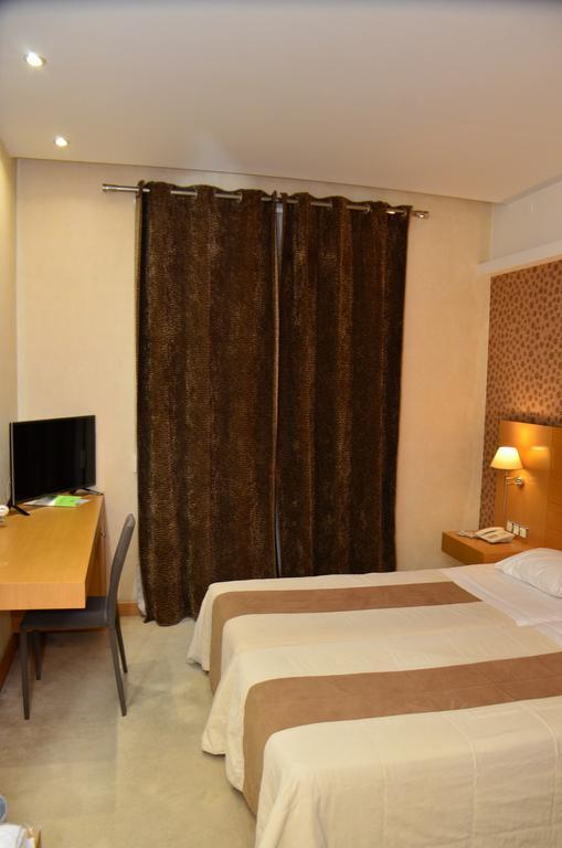 Deves Hotel Нафплион Экстерьер фото